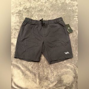 Mens RVCA shorts, size large